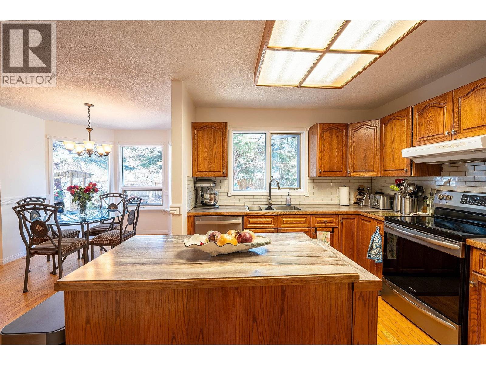 11415 92 STREET - 8