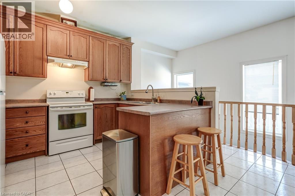 2313 NEWCASTLE Crescent, Oakville, Ontario, L6M4P5 — Photo 7