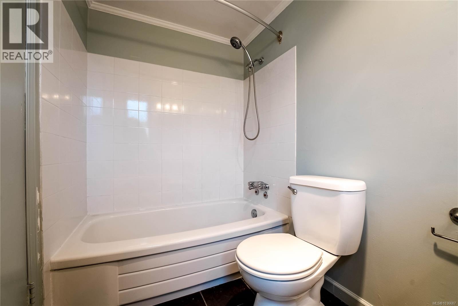 #5 1331 Johnson St - 18