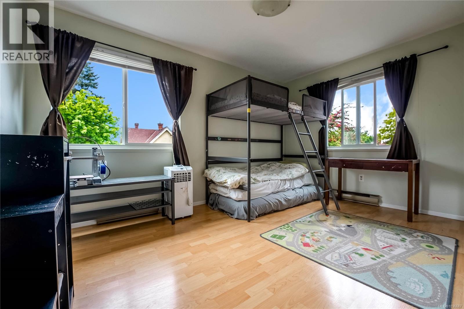 5 1331 Johnson Street, Victoria