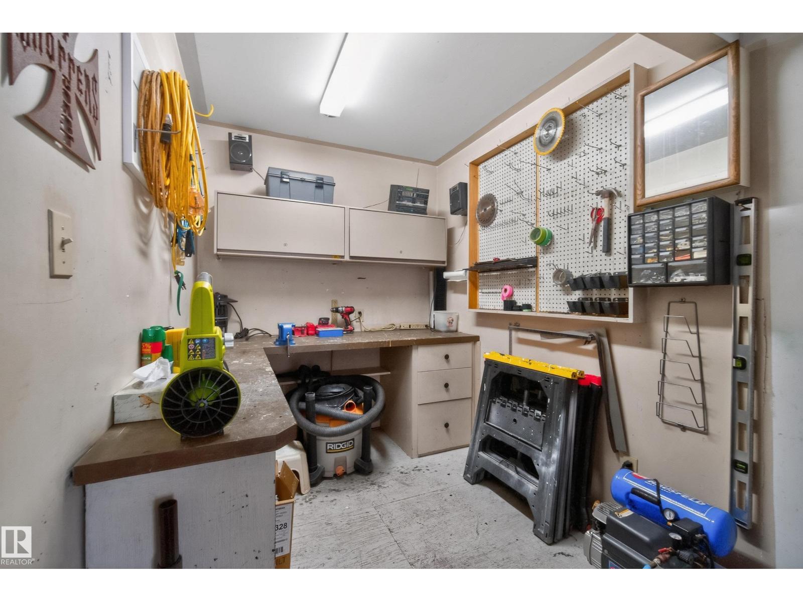26 CARMEL CO, Sherwood Park