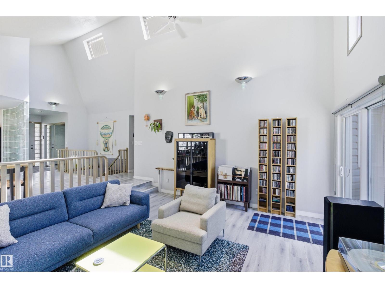 1116 111A ST NW - 16