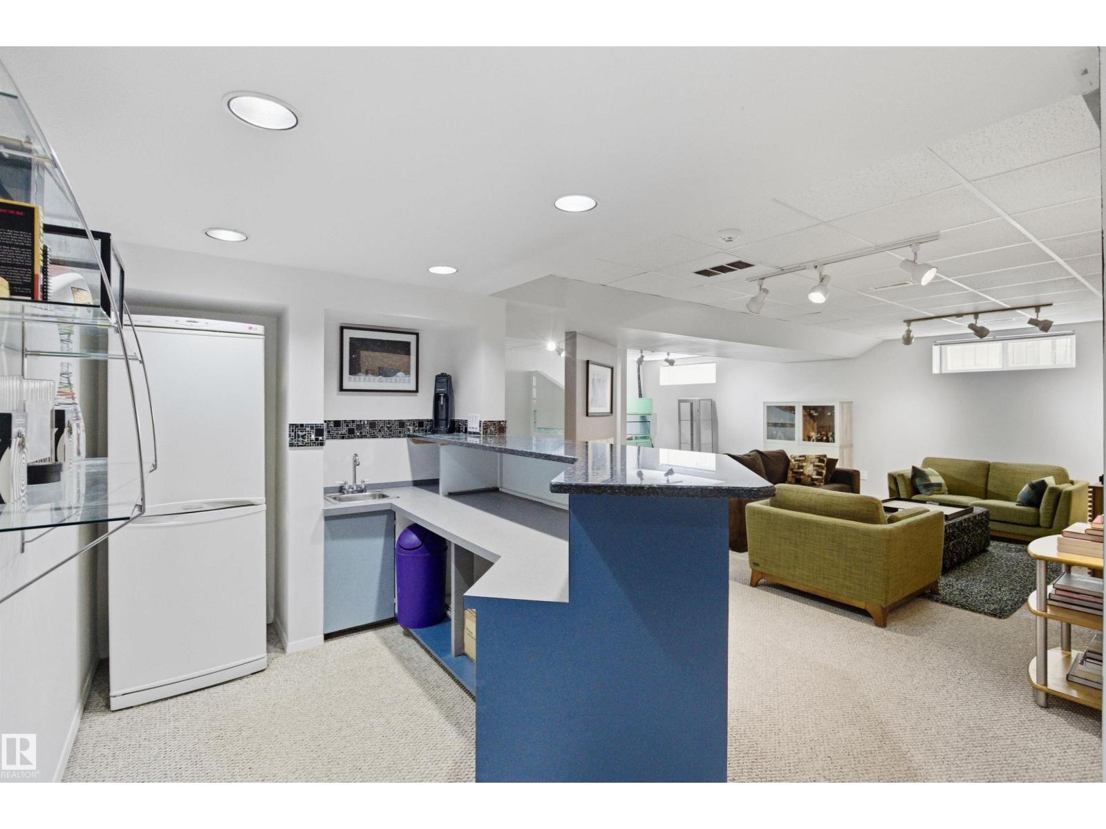 1116 111A ST NW - 35