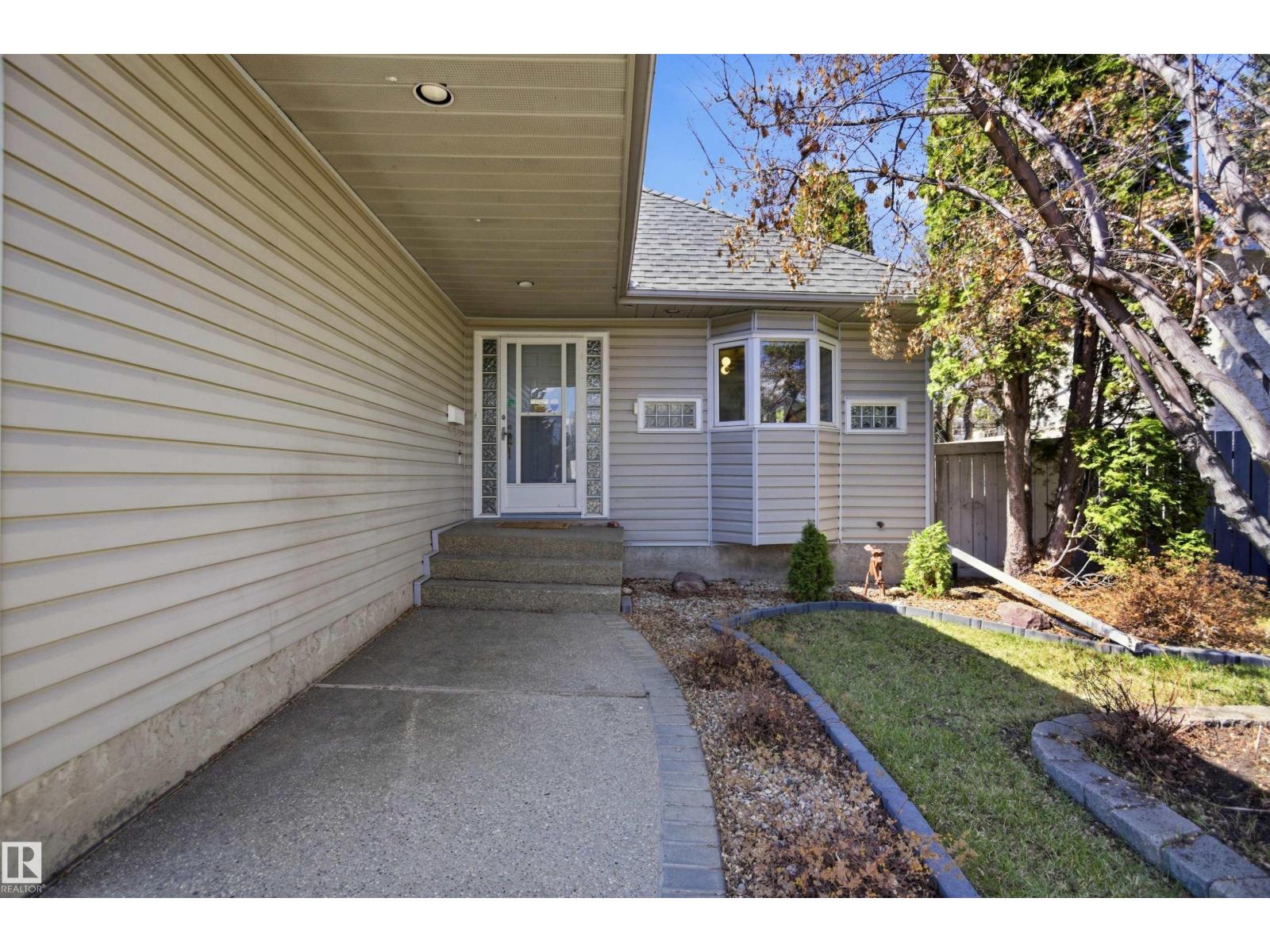 1116 111A ST NW - 4