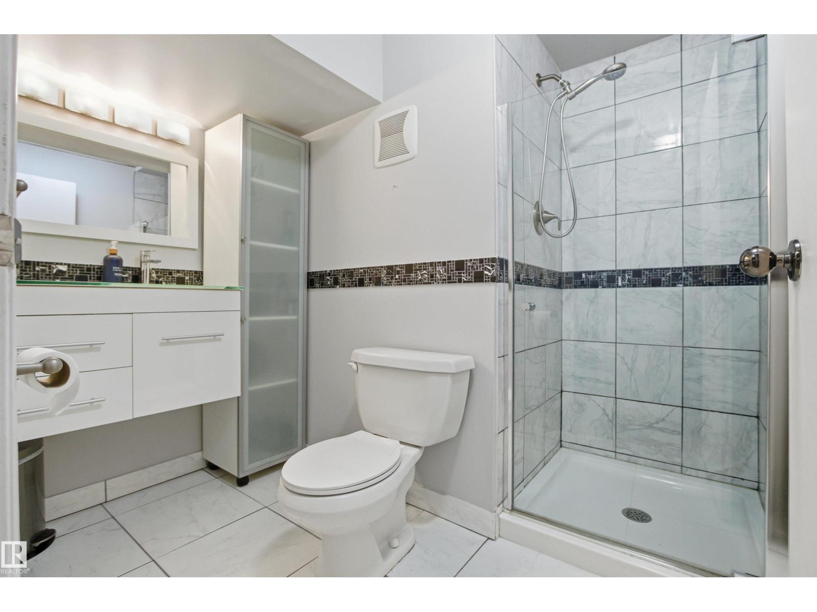 1116 111A ST NW - 41