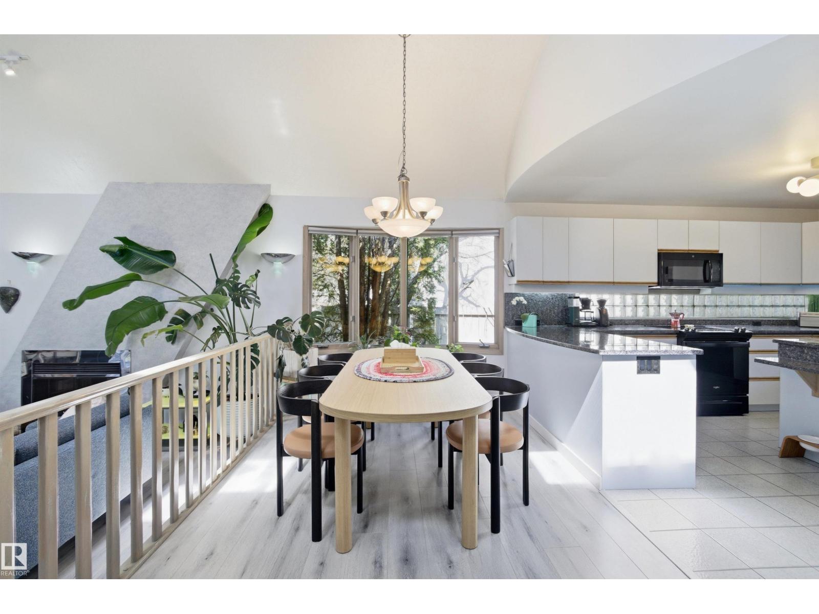 1116 111A ST NW - 7