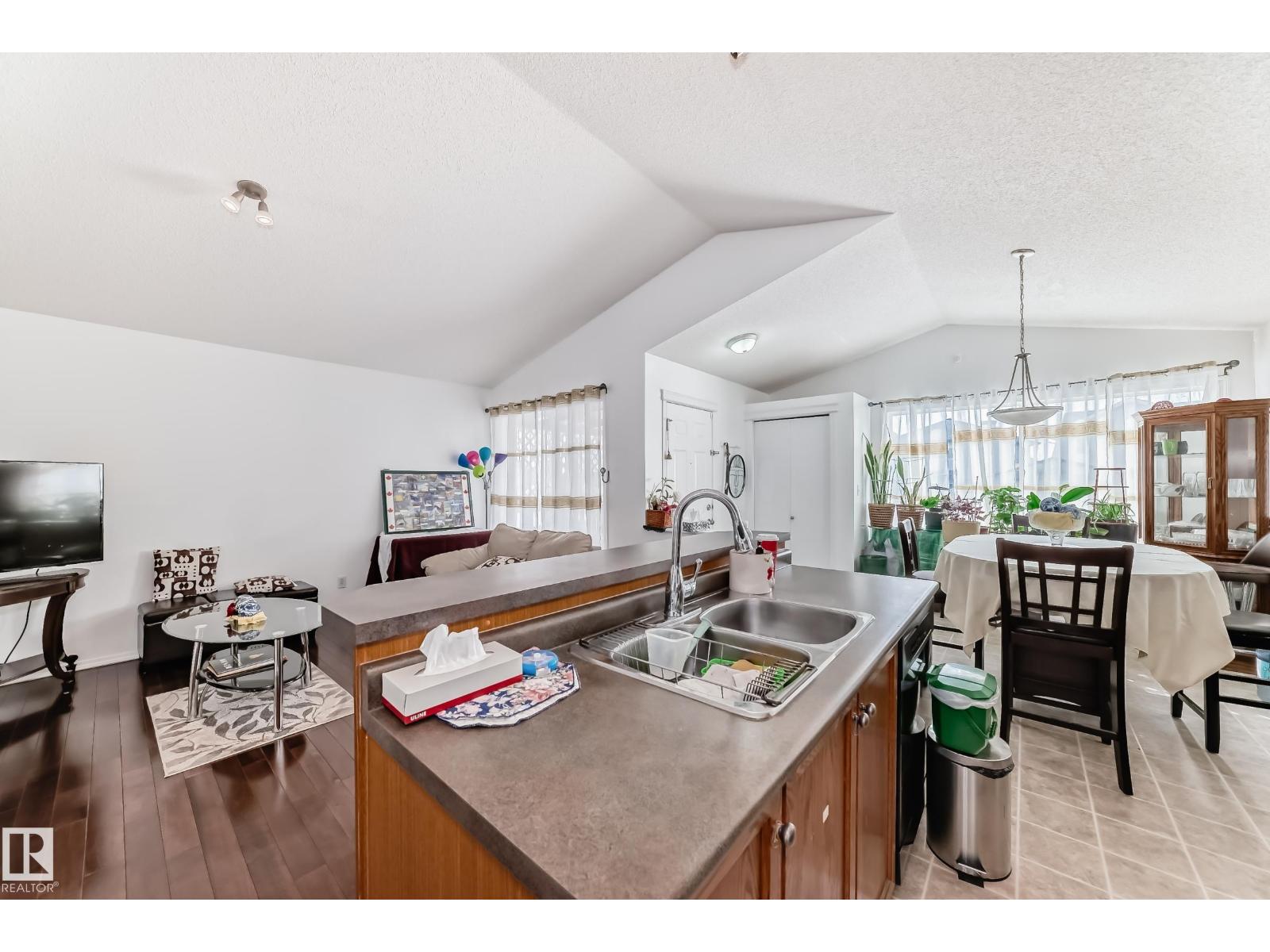 15112 139 ST NW - 17