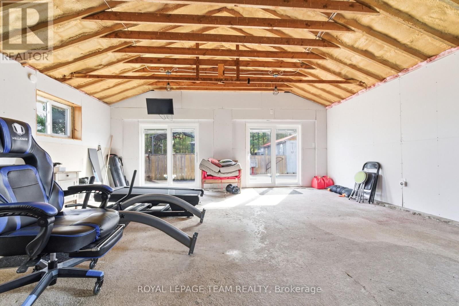 263 GARDEN OF EDEN ROAD - 21