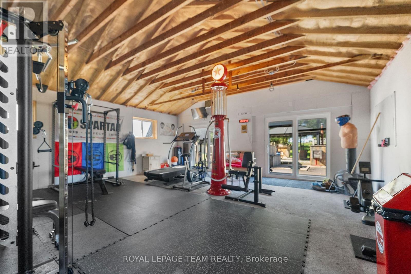 263 GARDEN OF EDEN ROAD - 22