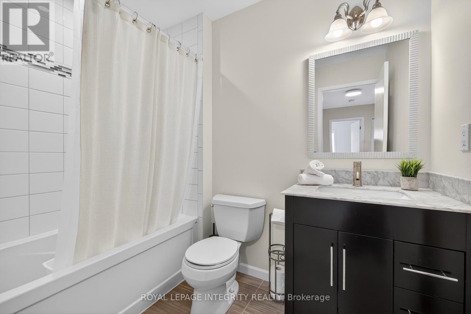 896 BIDEFORD STREET - 22
