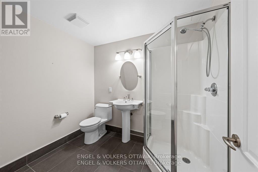 249 ATLANTIS AVENUE - 27