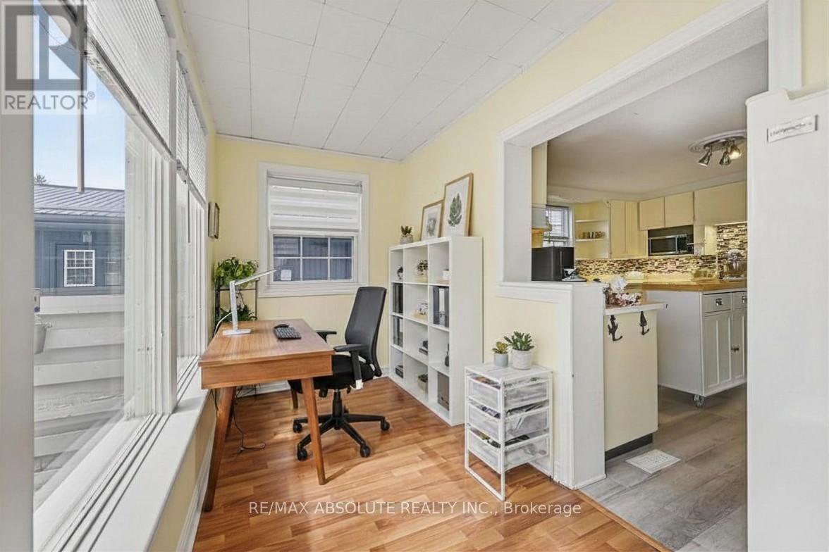 61 TIERNEY STREET N - 10