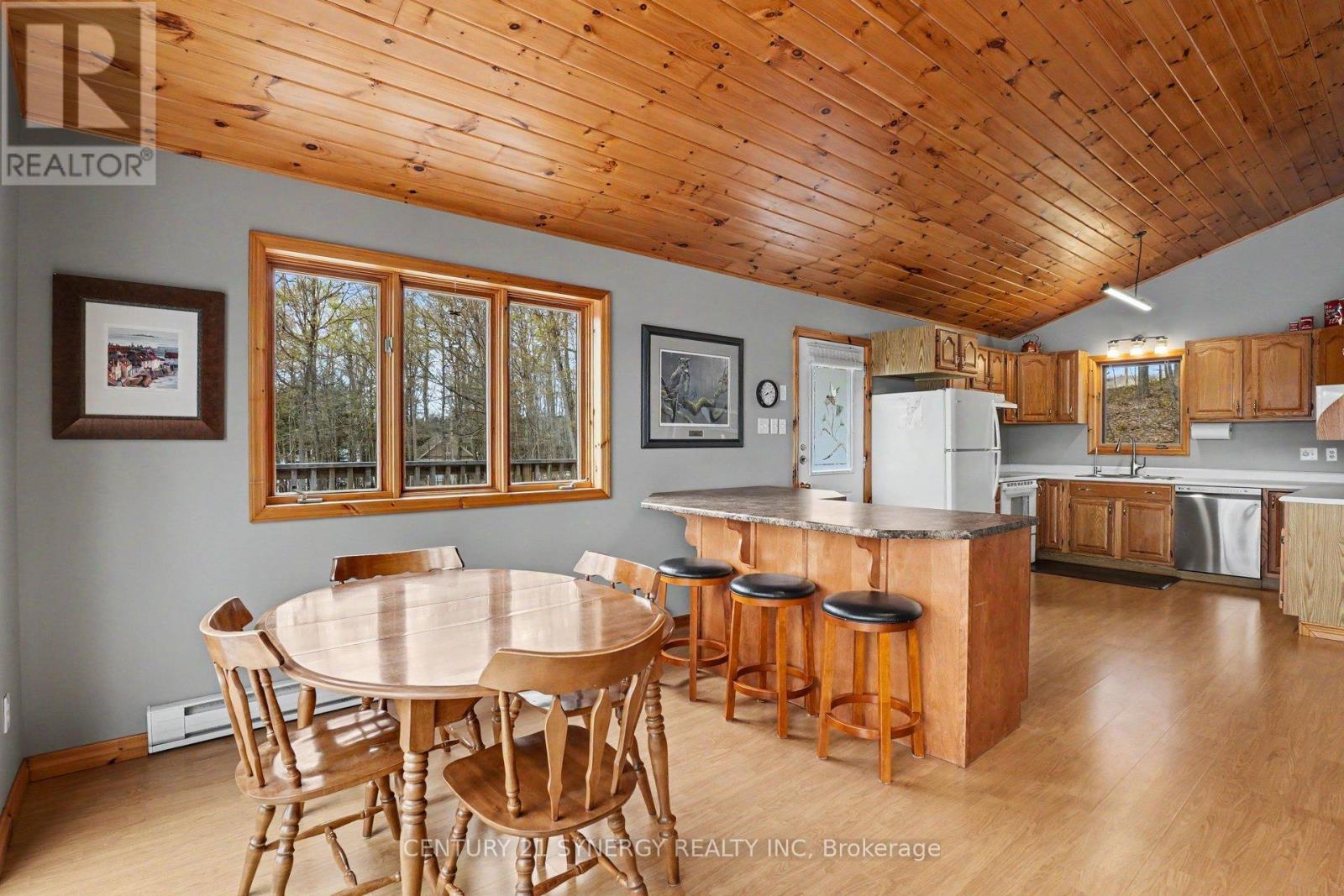 773 SHERBROOKE DRIVE - 11
