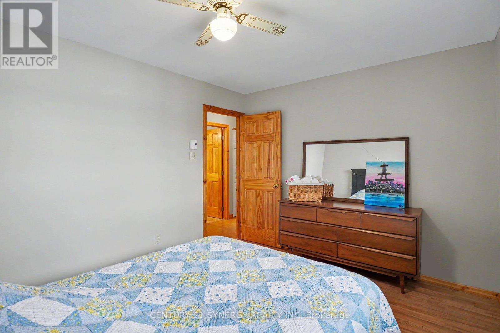 773 SHERBROOKE DRIVE - 15
