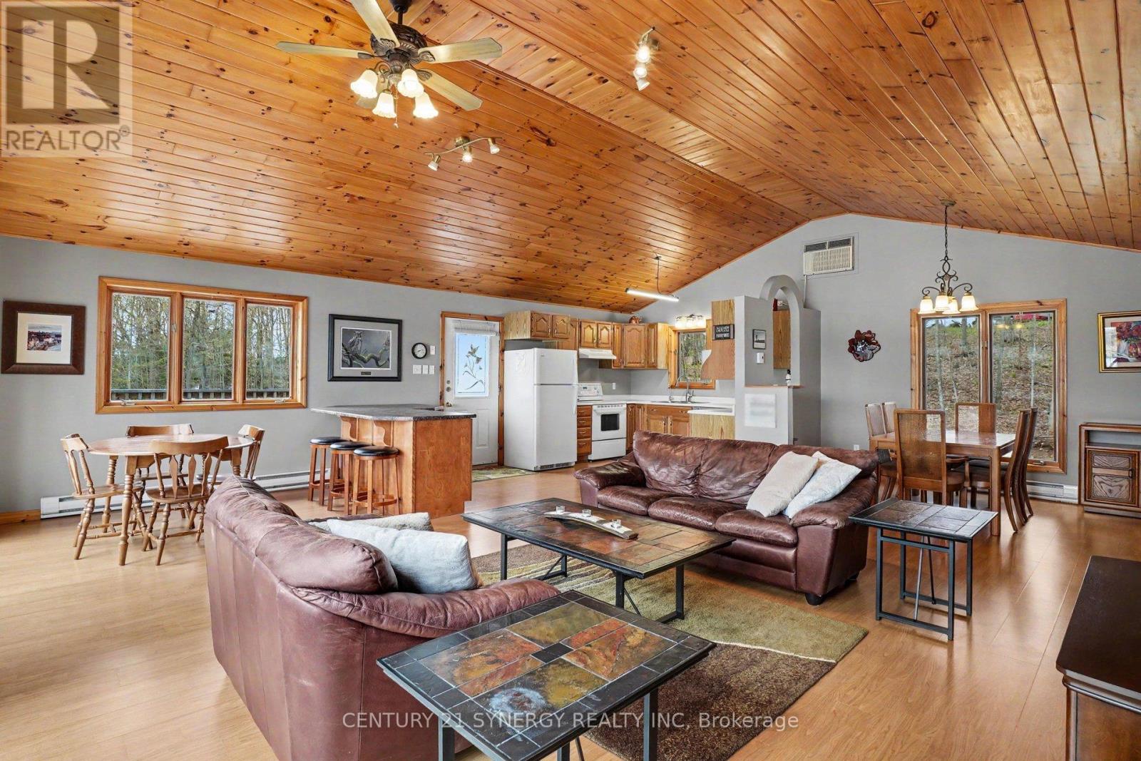 773 SHERBROOKE DRIVE - Image 2