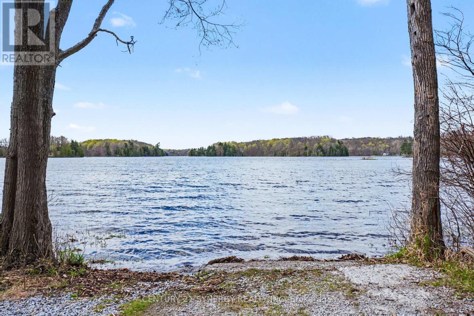 773 SHERBROOKE DRIVE - 33