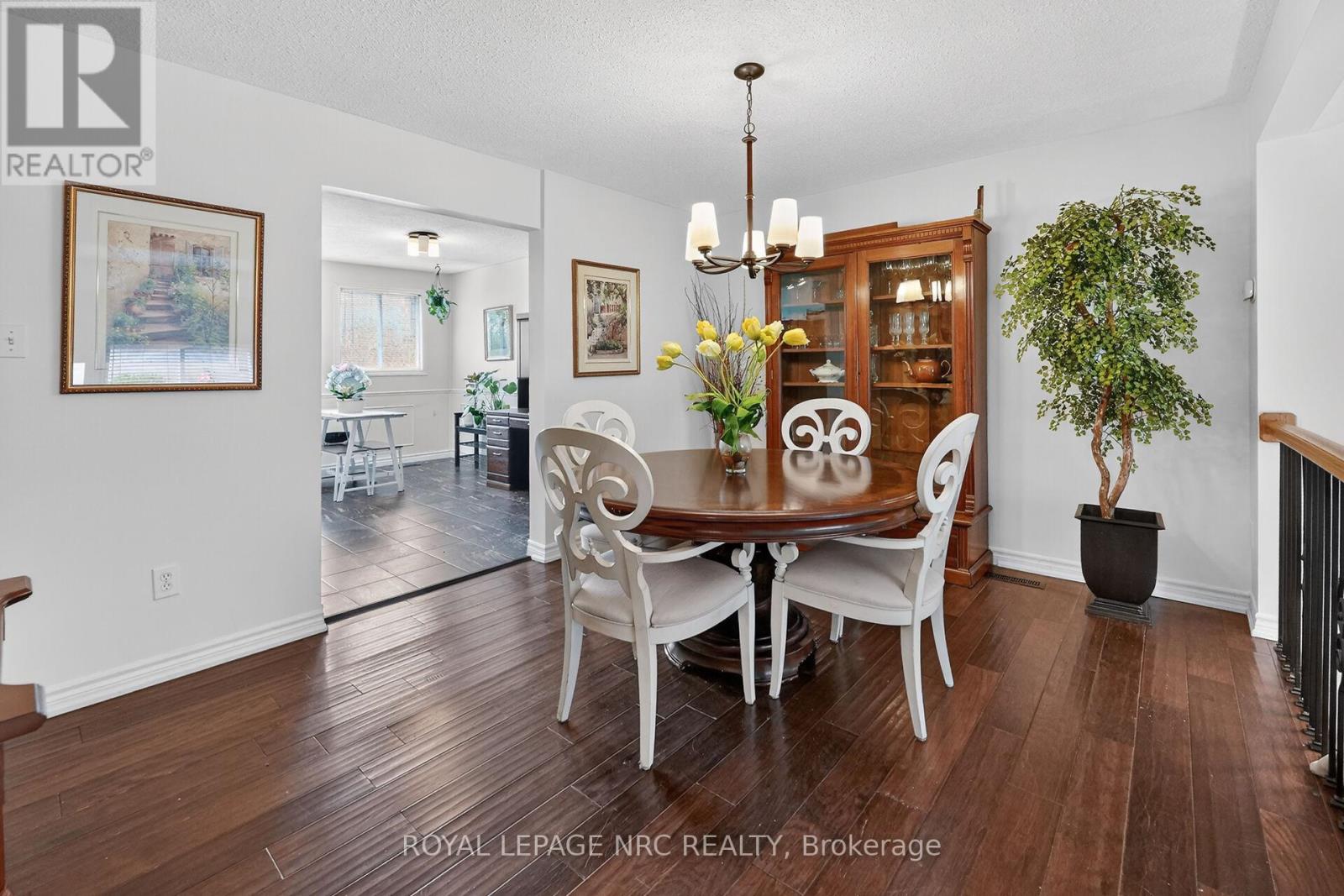 53 LARRAINE AVENUE - 11