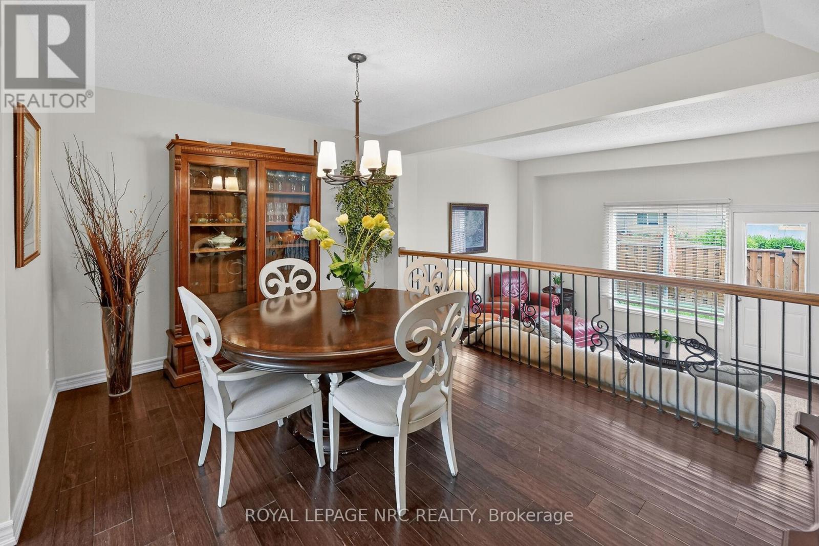 53 LARRAINE AVENUE - 12