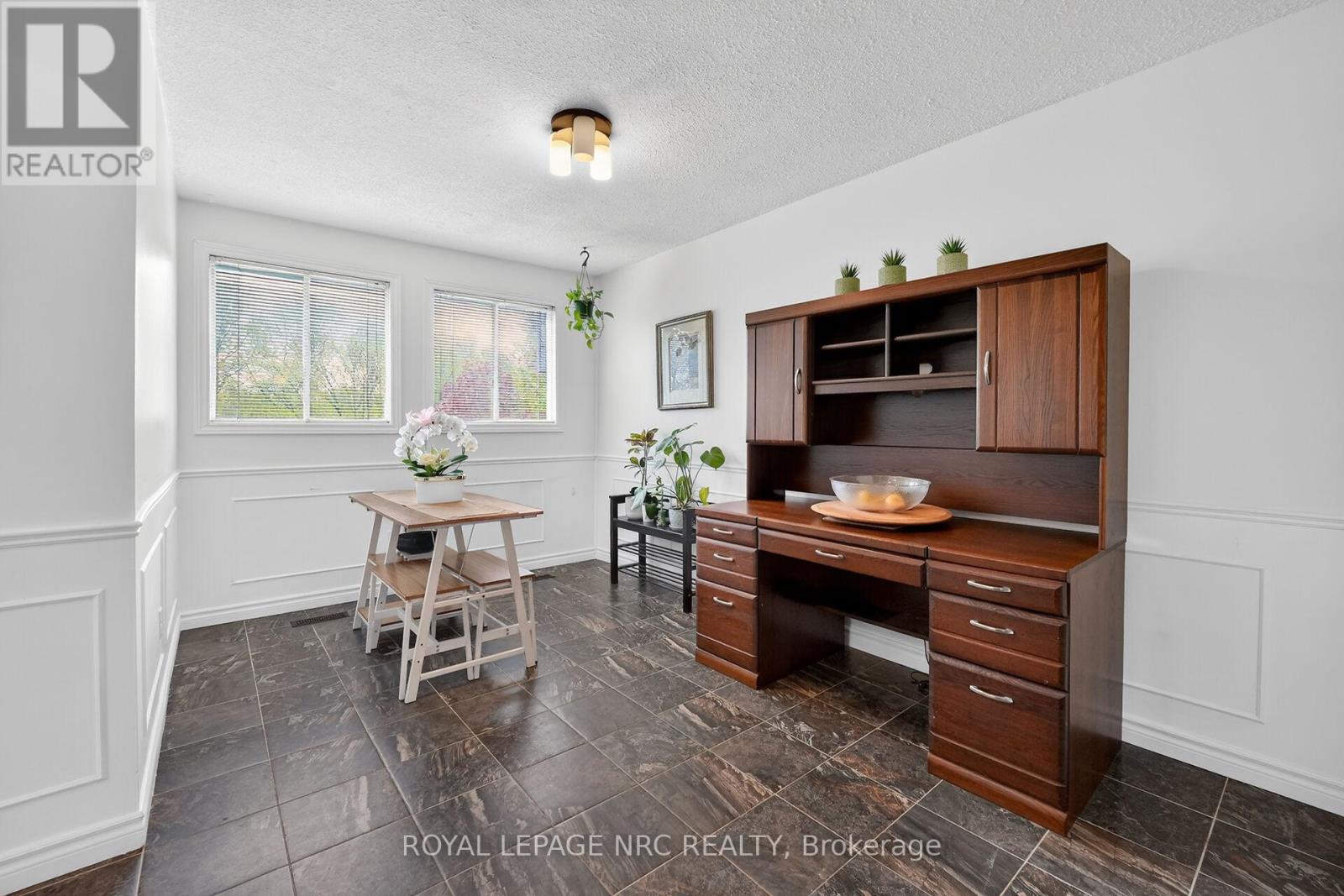 53 LARRAINE AVENUE - 14