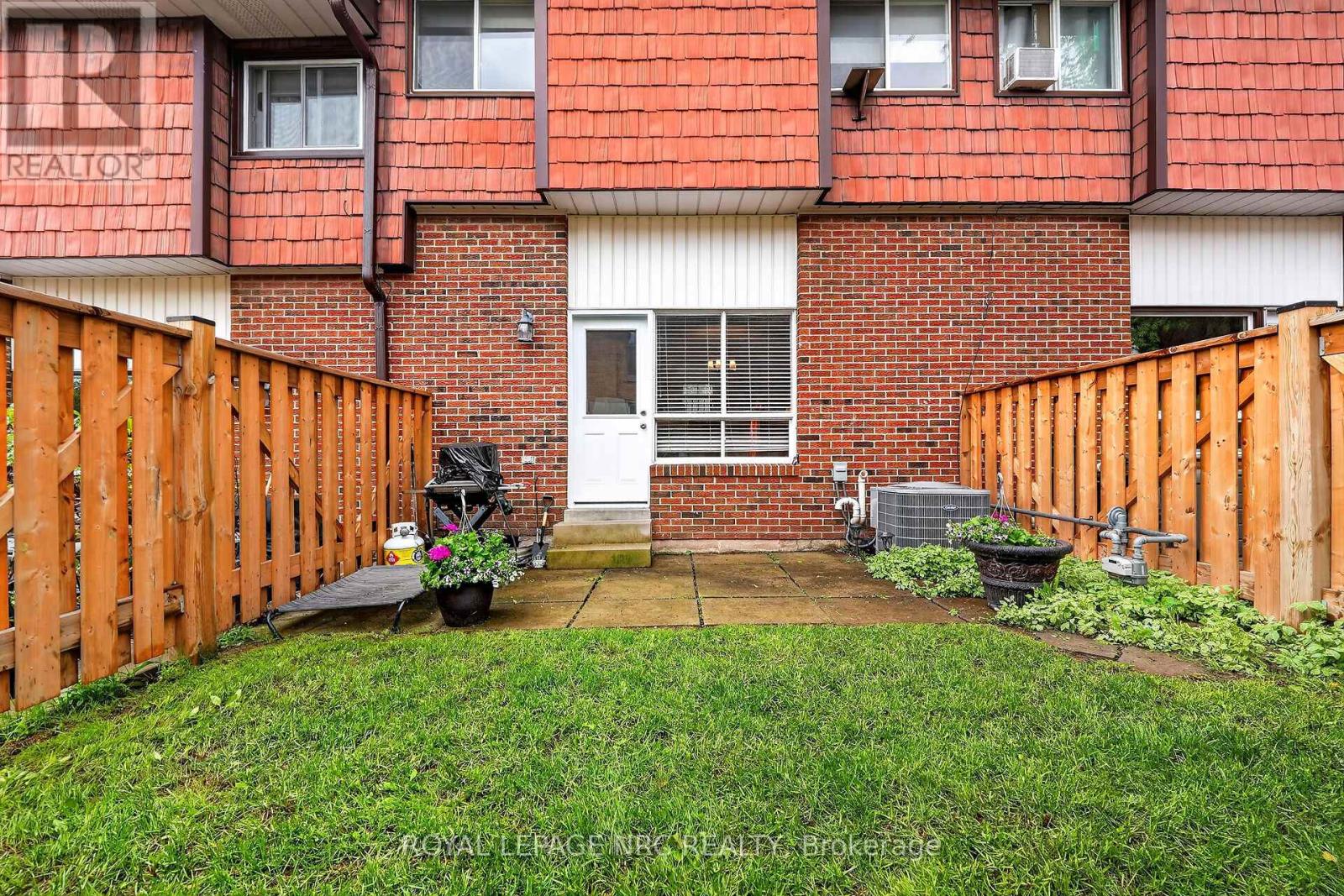 53 LARRAINE AVENUE - 35