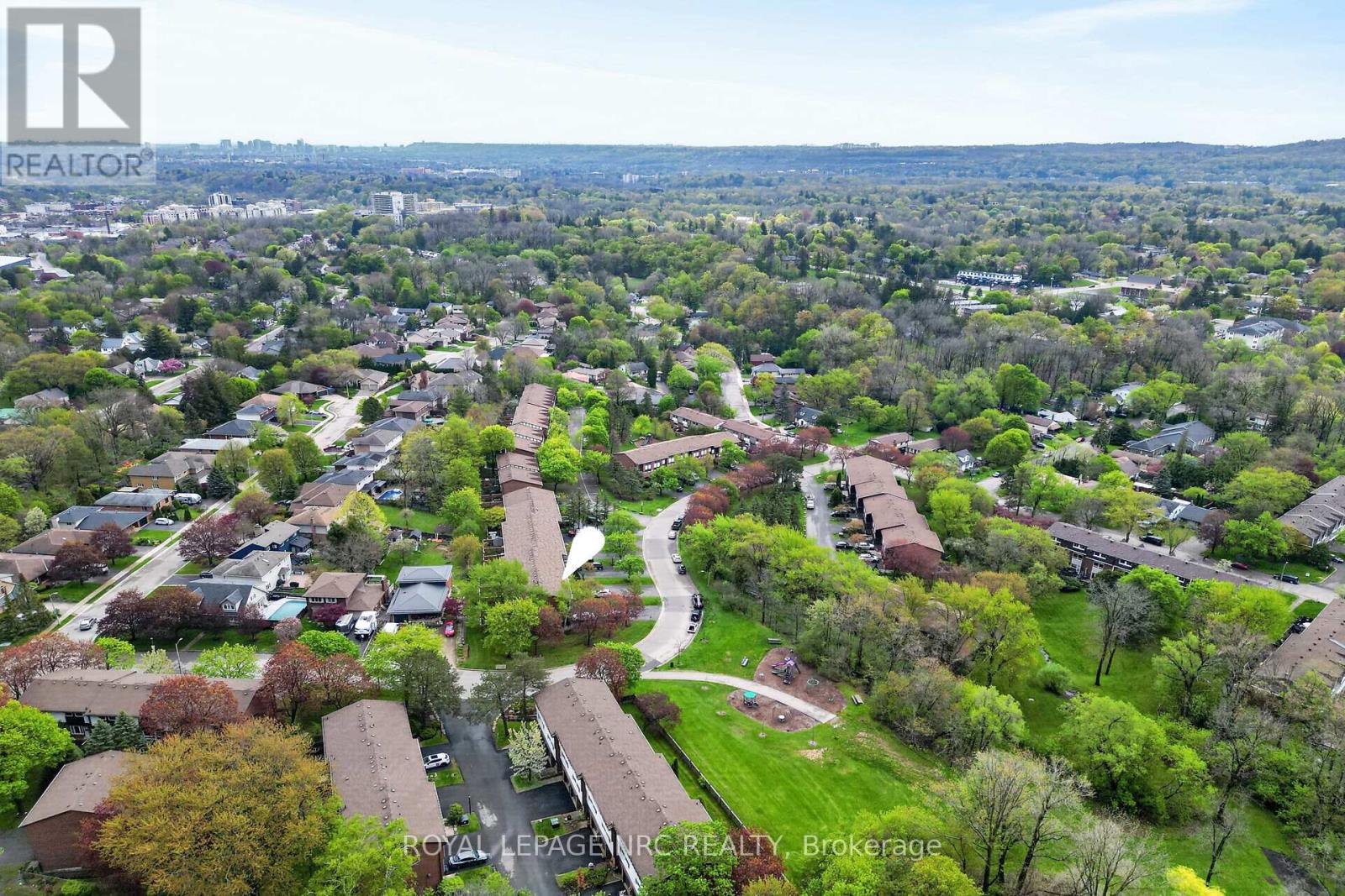 53 LARRAINE AVENUE - 41