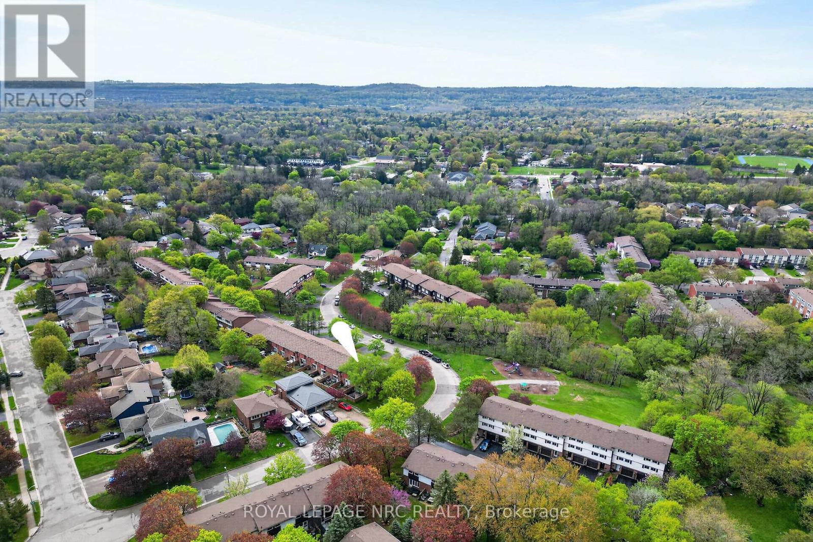 53 LARRAINE AVENUE - 42