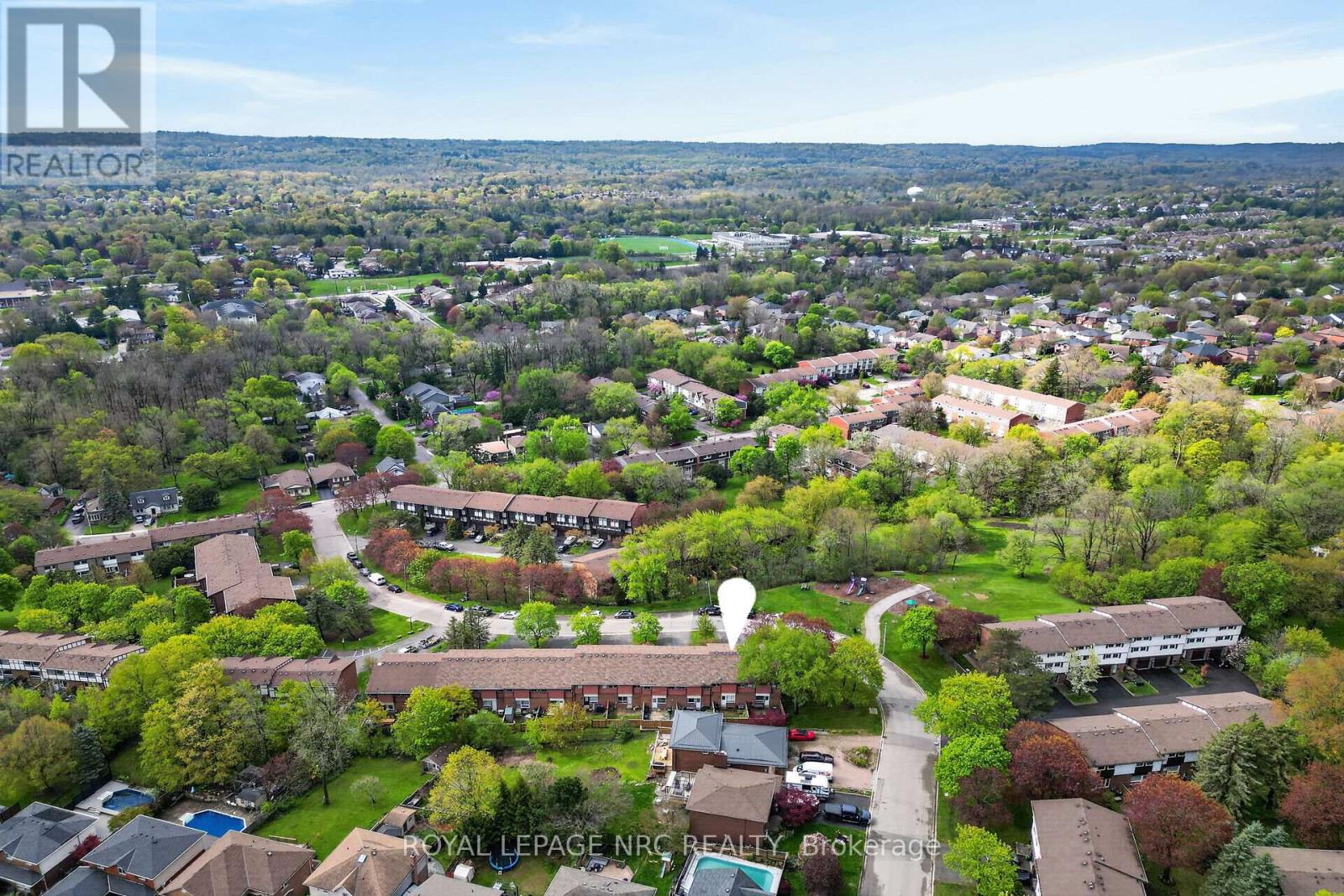 53 LARRAINE AVENUE - 43