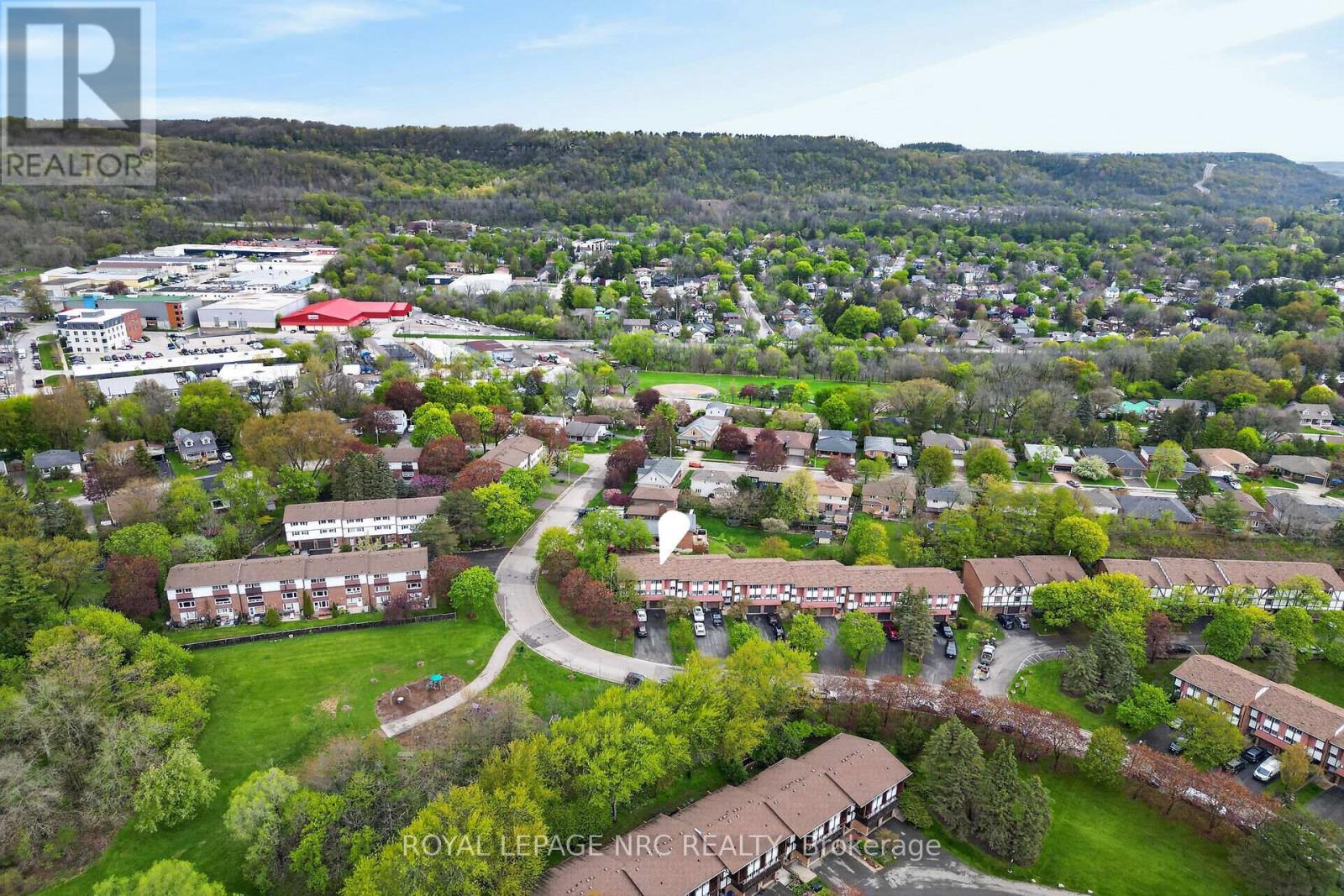 53 LARRAINE AVENUE - 5