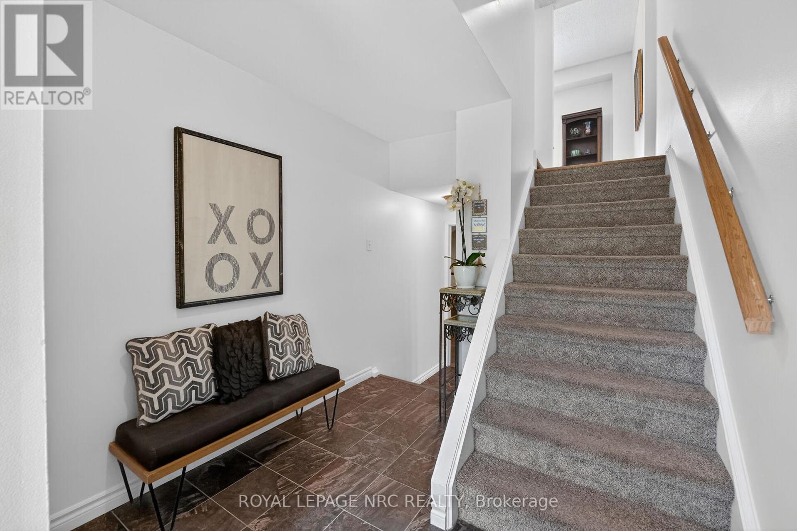 53 LARRAINE AVENUE - 7