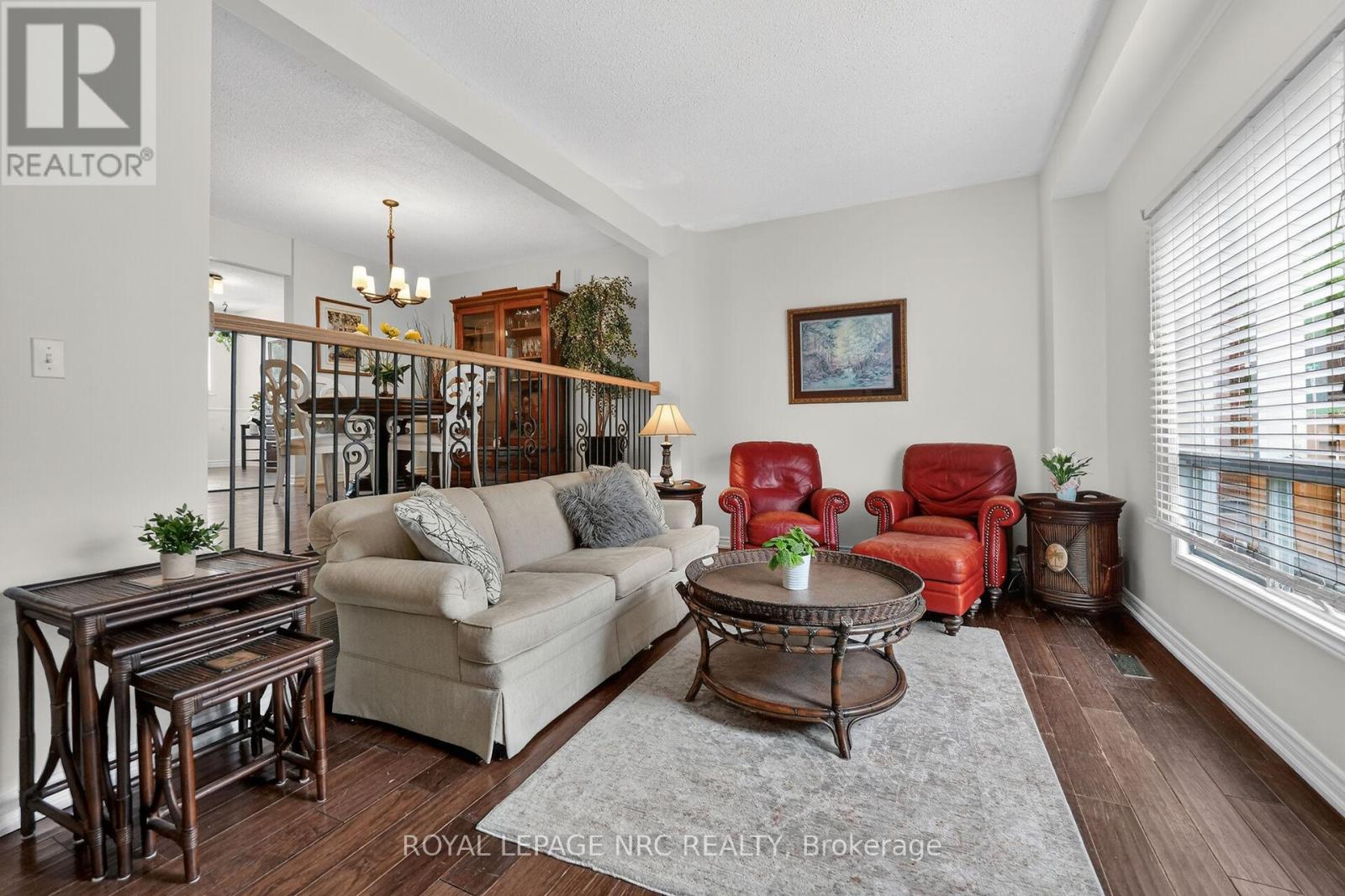 53 LARRAINE AVENUE - 9