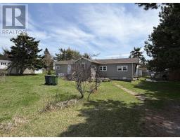 335 Glenn Drive, Linkletter, PE C1N5L9 Photo 11