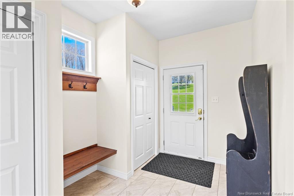 13 Lynch Lane - 26
