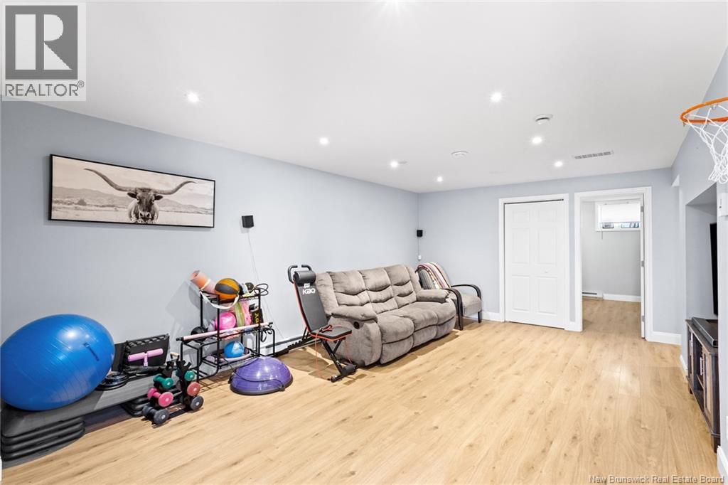 13 Lynch Lane - 28