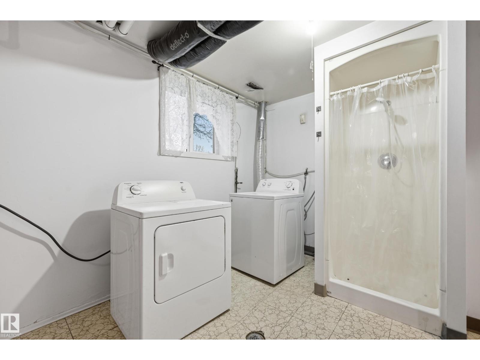 13903 87 ST NW - 38