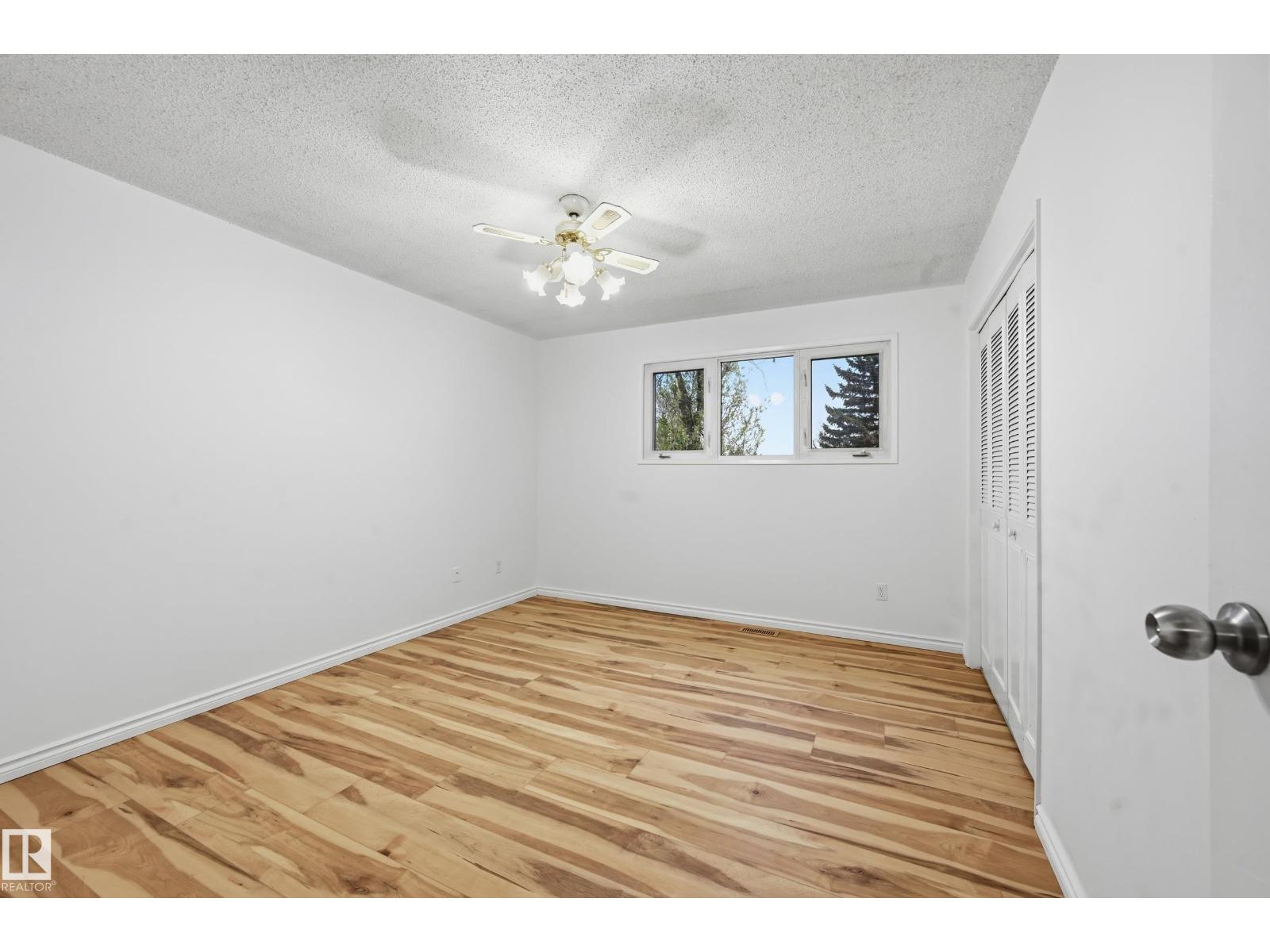 13903 87 ST NW - 21