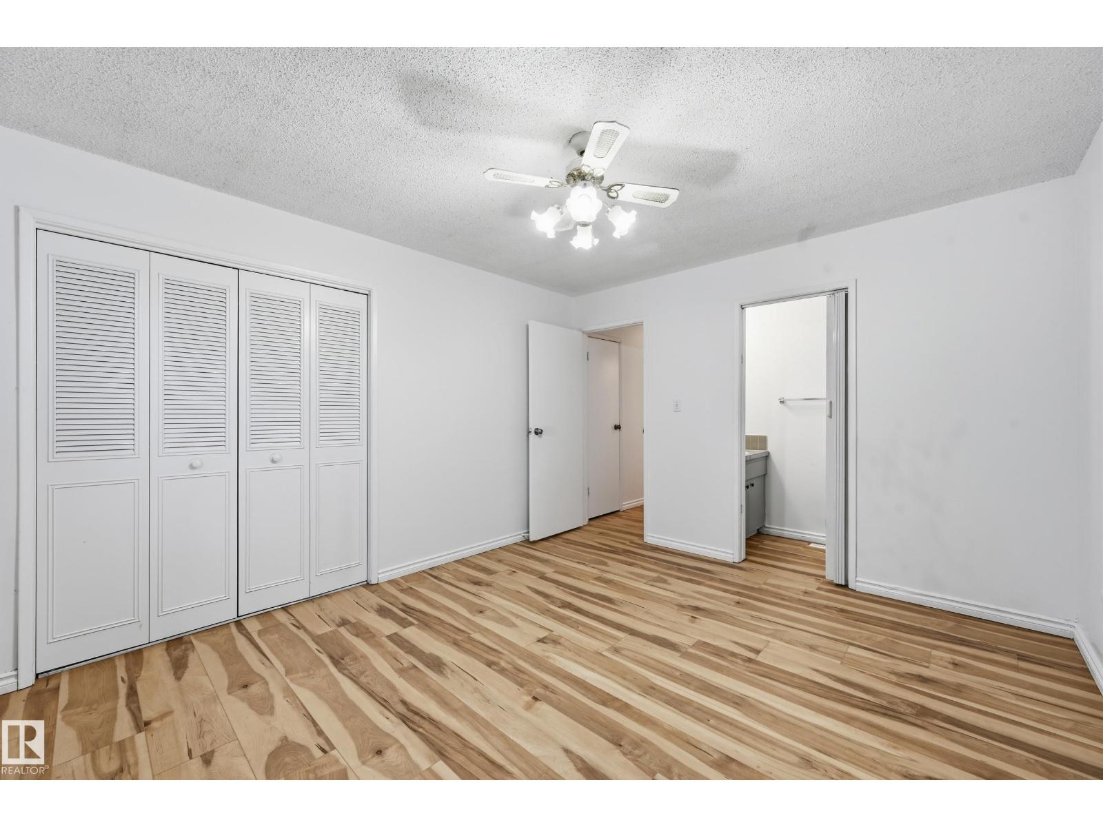 13903 87 ST NW - 23