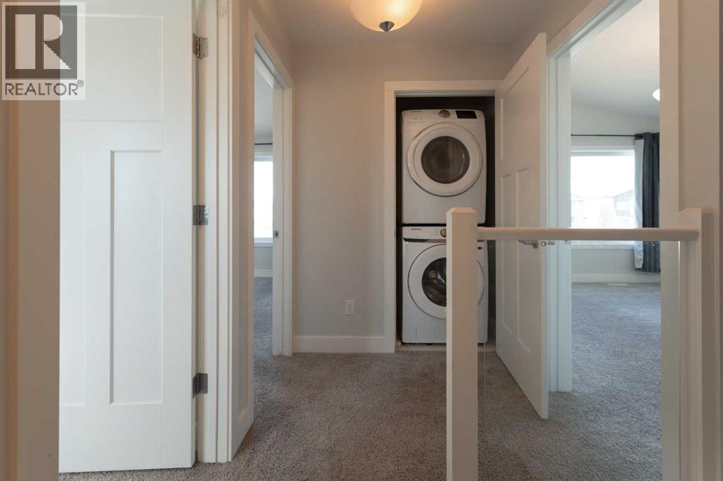 201 Grassland Boulevard W - 22