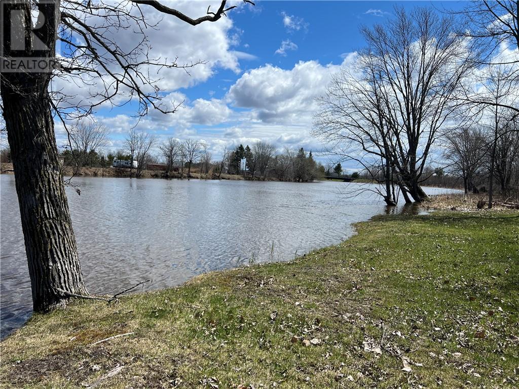 6 Crosby Road, West Nipissing, Ontario, P0H2M0 — Photo 6