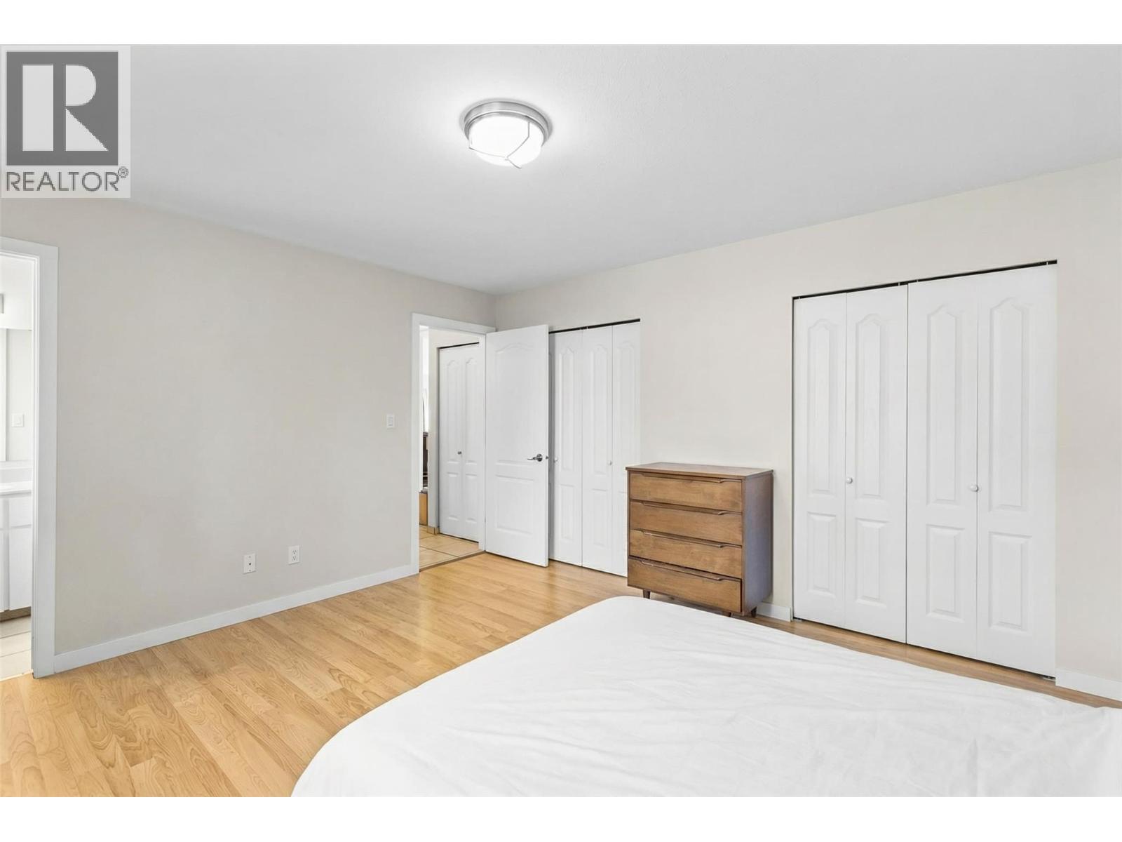 5806 Oleander Drive - 24