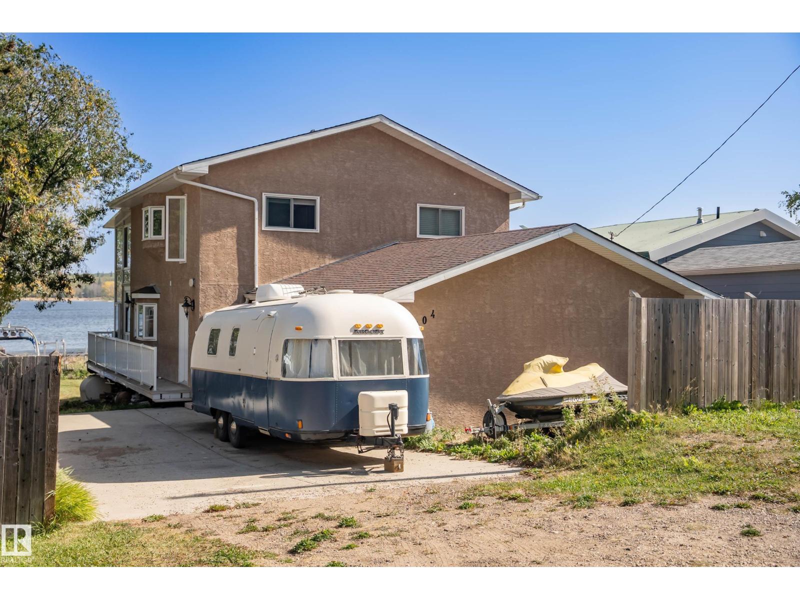 104 BAYVIEW DR - 6