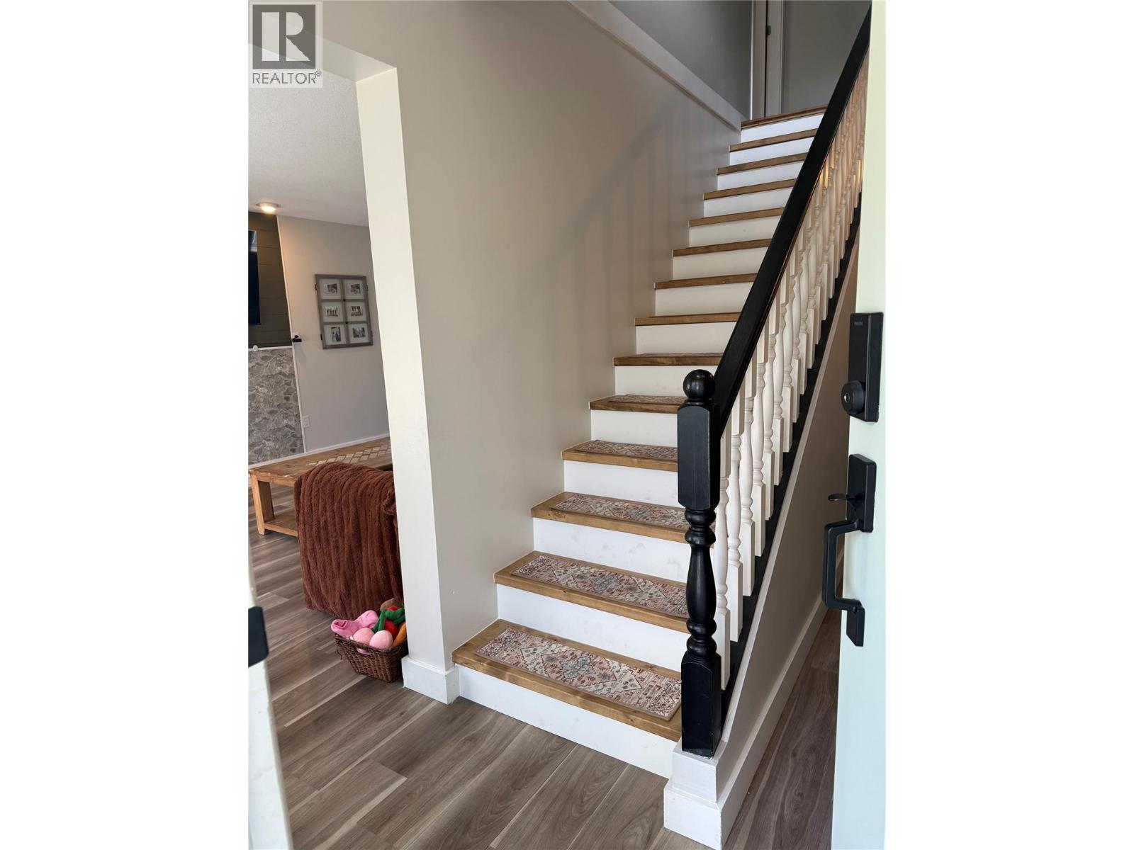 1882 Pineridge Drive - 10