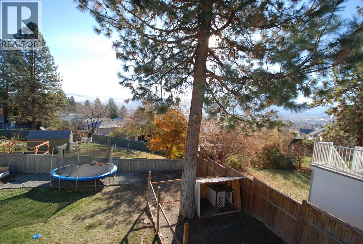 1882 Pineridge Drive - 18