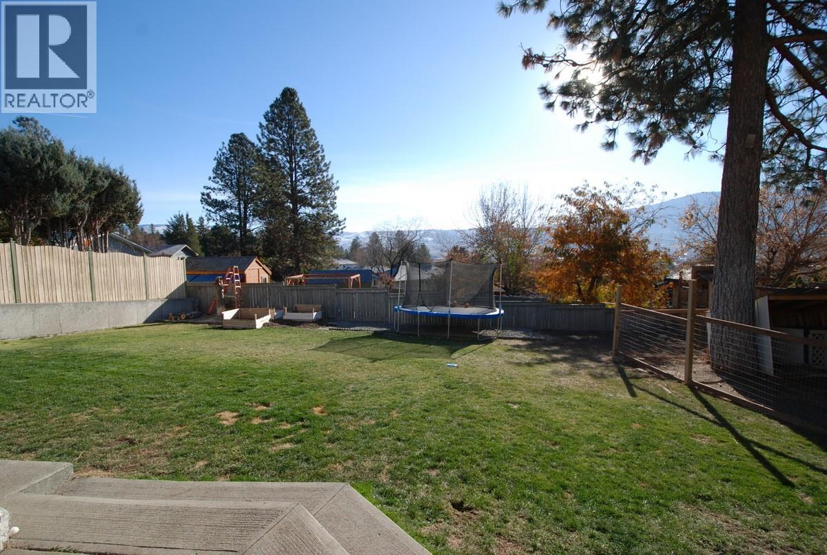 1882 Pineridge Drive - 19
