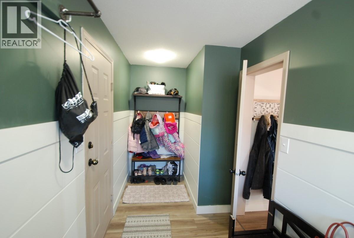 1882 Pineridge Drive - 17