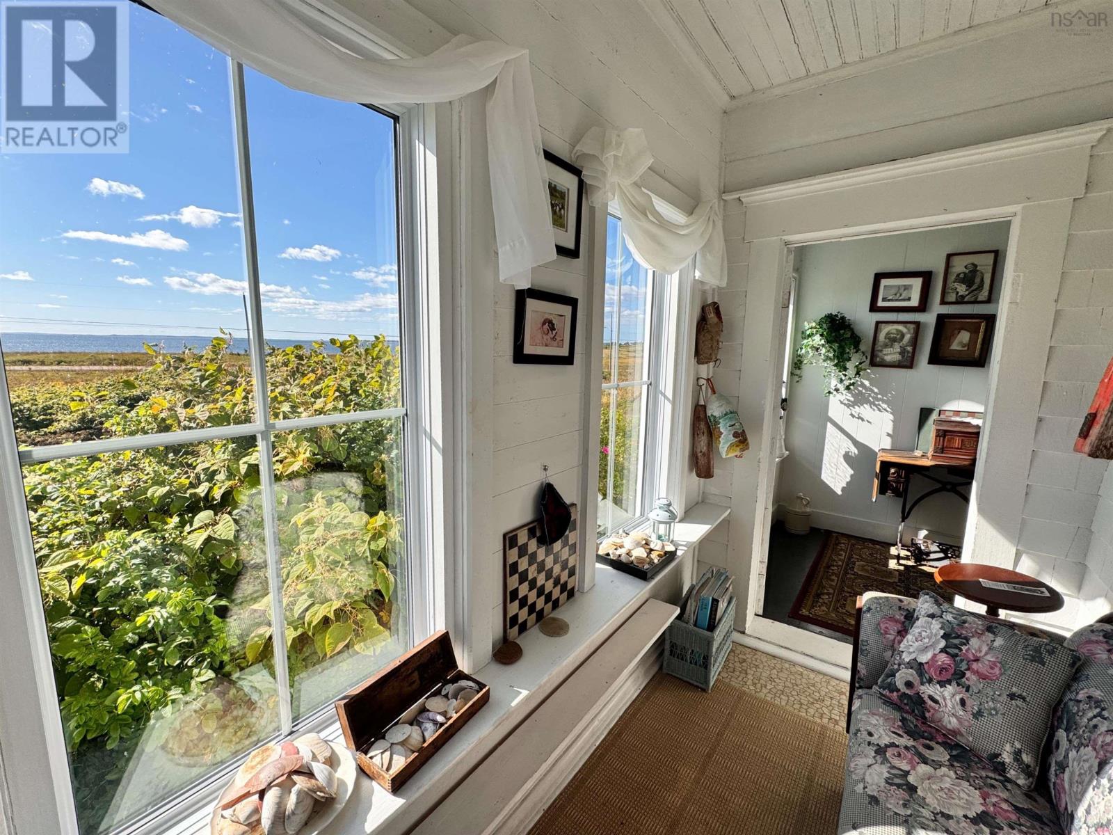 68 Mombourquette Road - 22