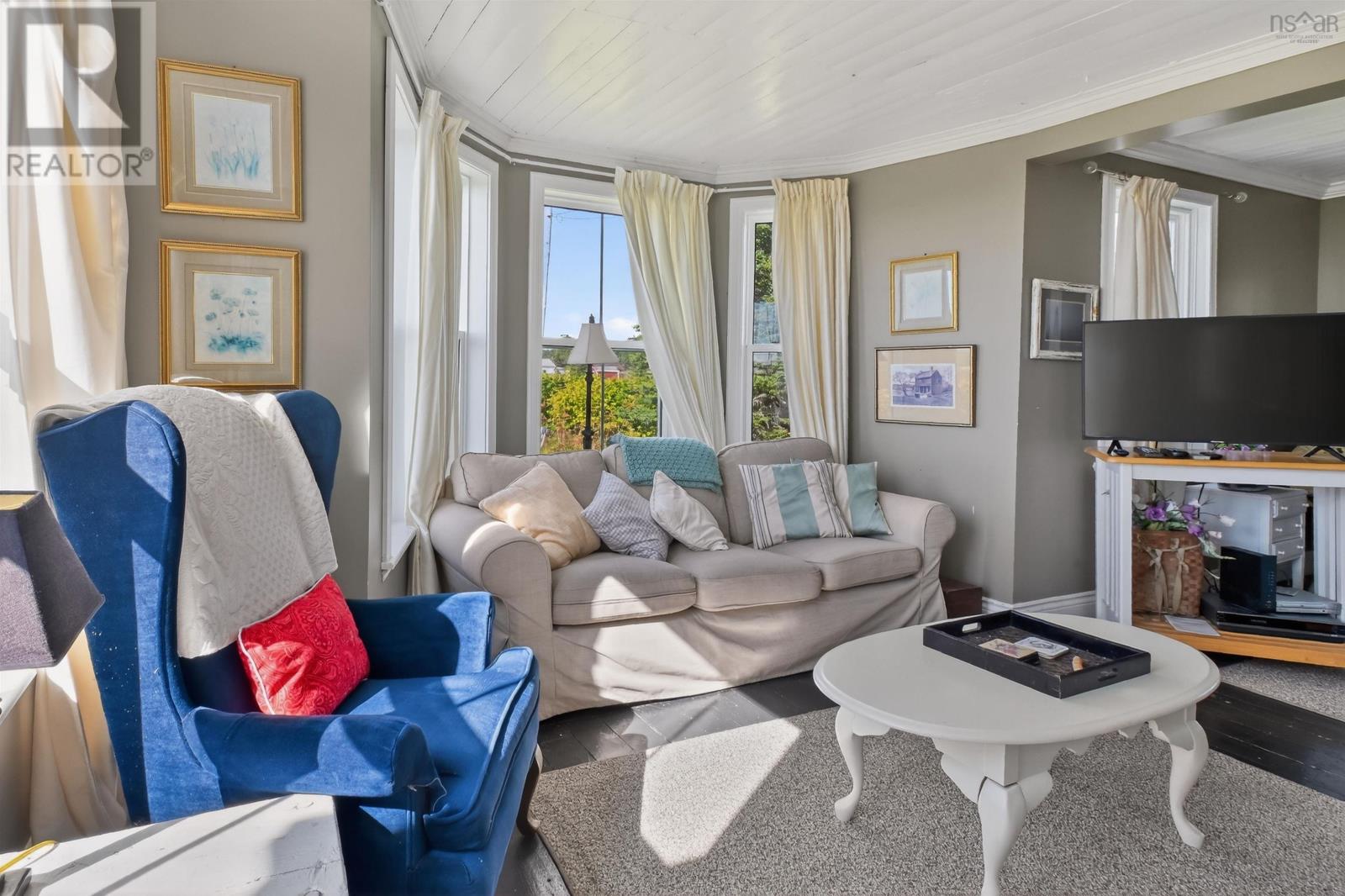 68 Mombourquette Road - 18