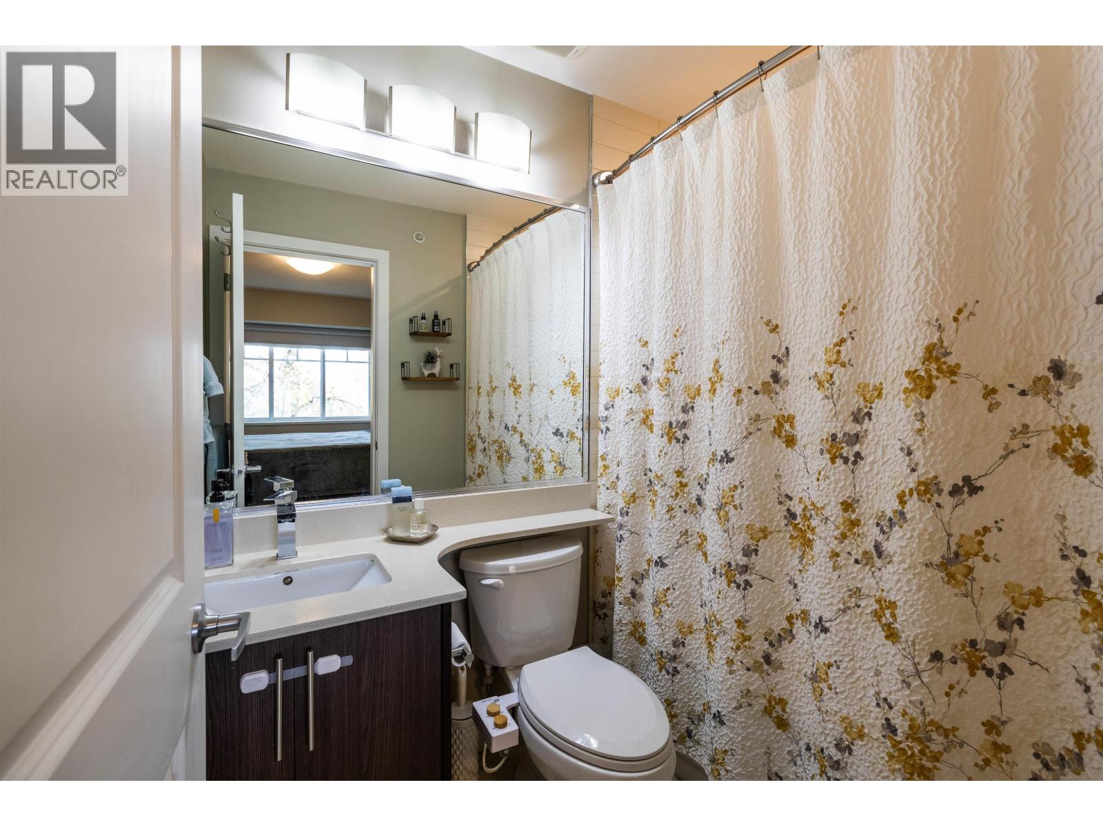 229 3888 NORFOLK STREET, Burnaby