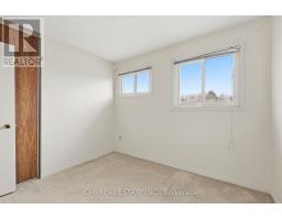 2275 Chapman Court, Pickering, ON L1X2G1 Photo 18