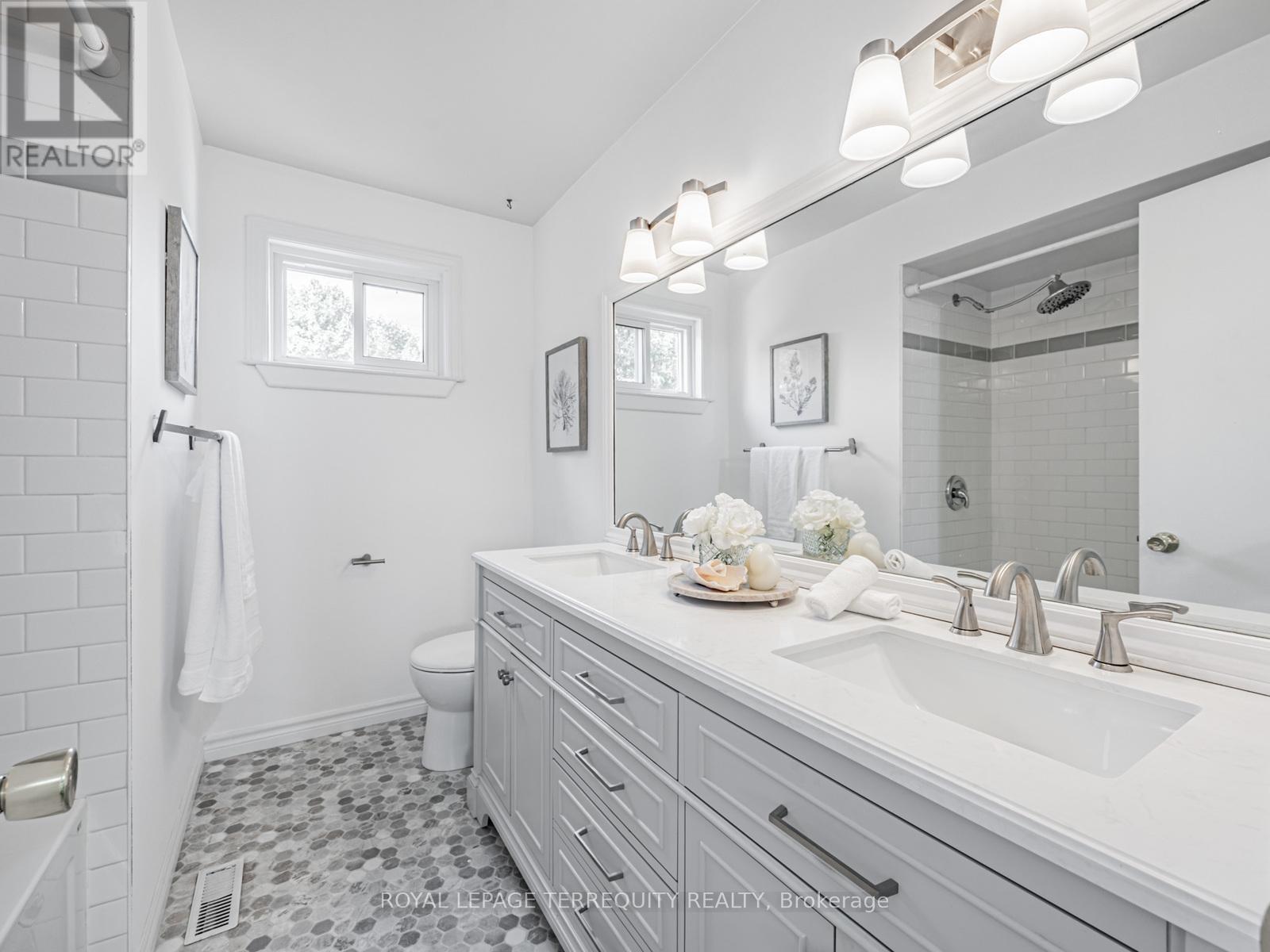 1858 SHADYBROOK DRIVE - 17