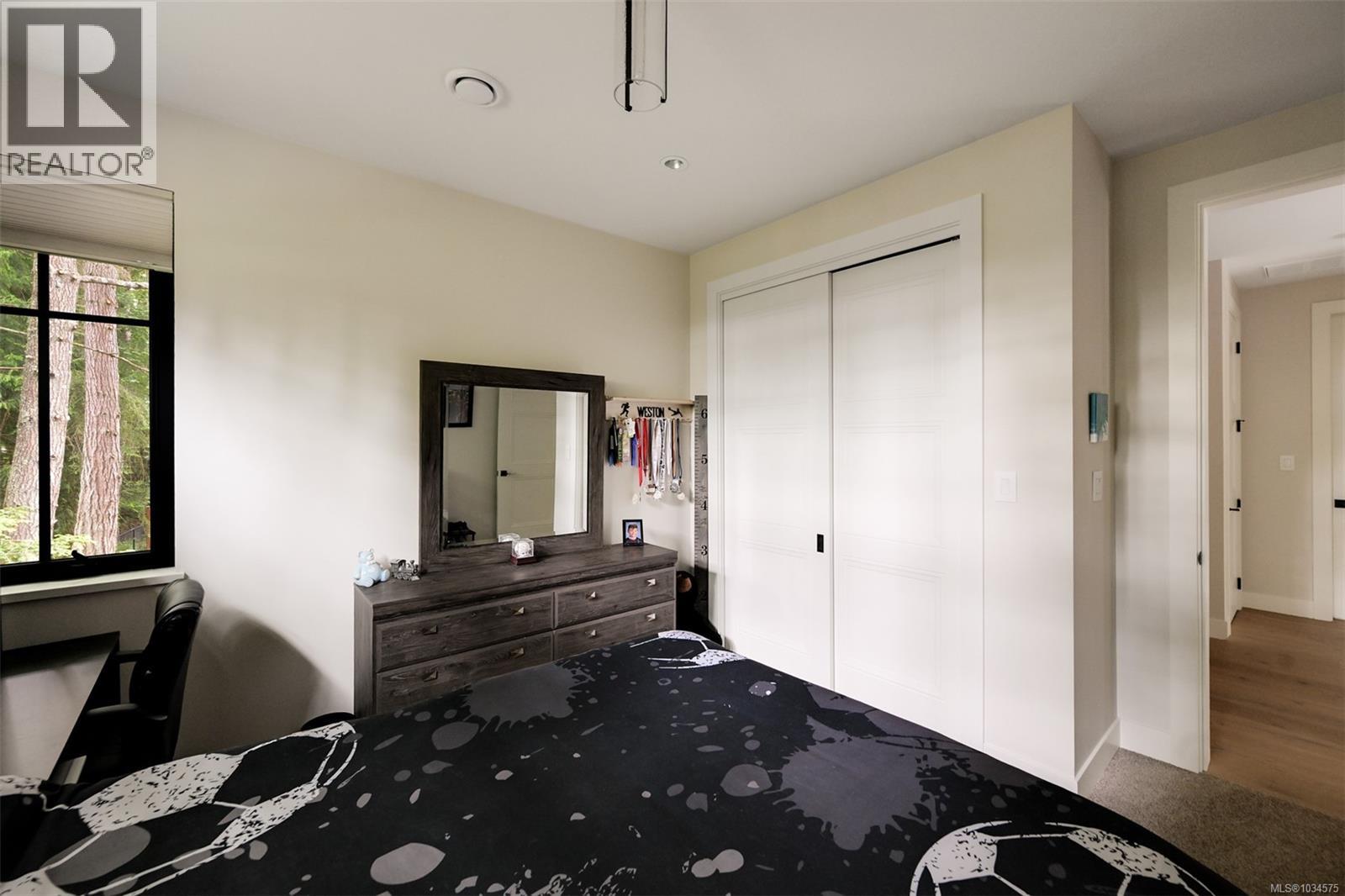  5157 Del Monte Avenue, Saanich